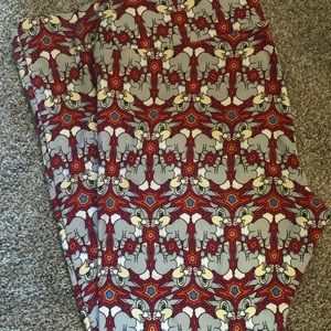 LuLaroe Disney leggings - TC
